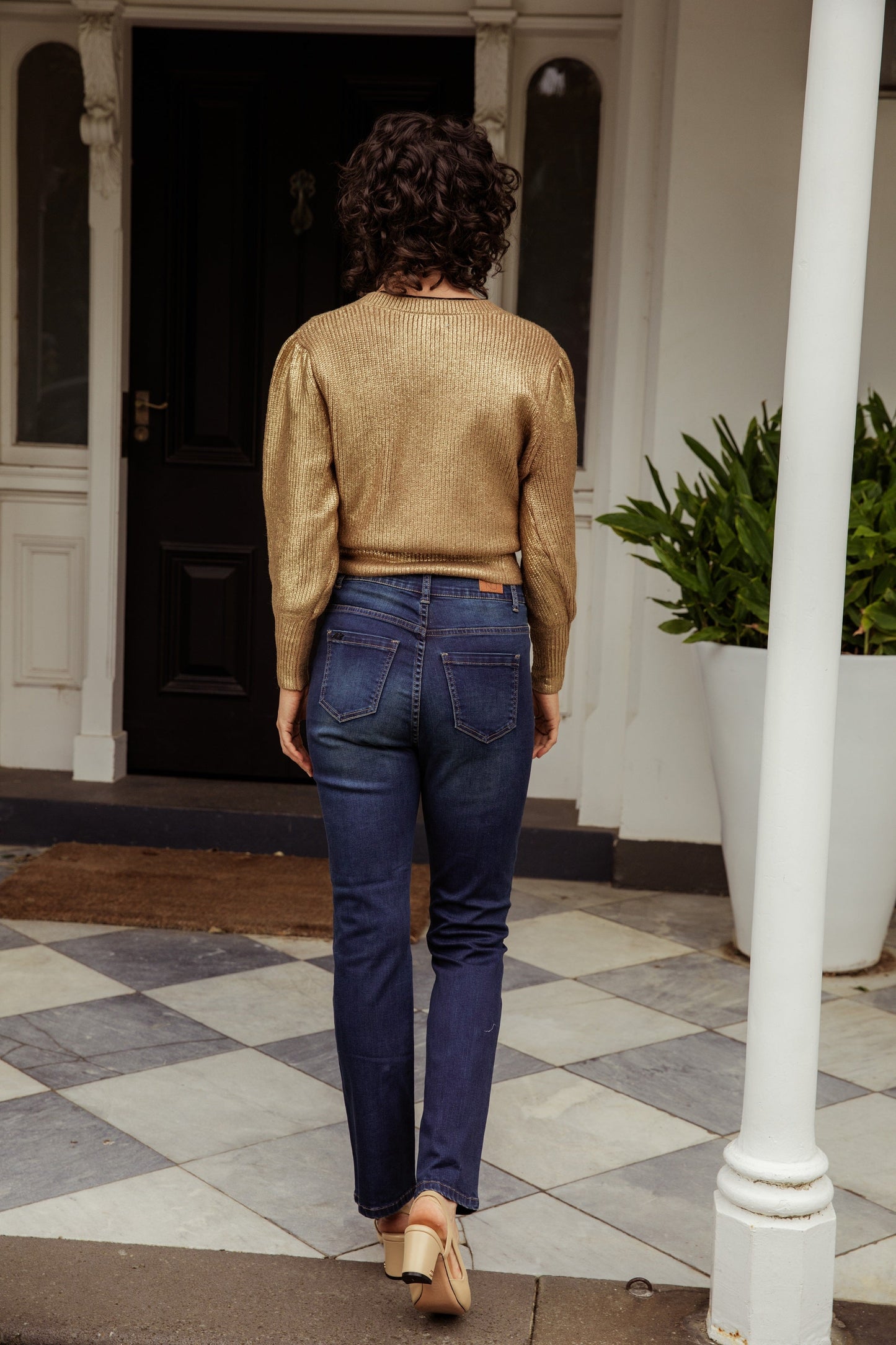 Ware Asymmetric waist Denim