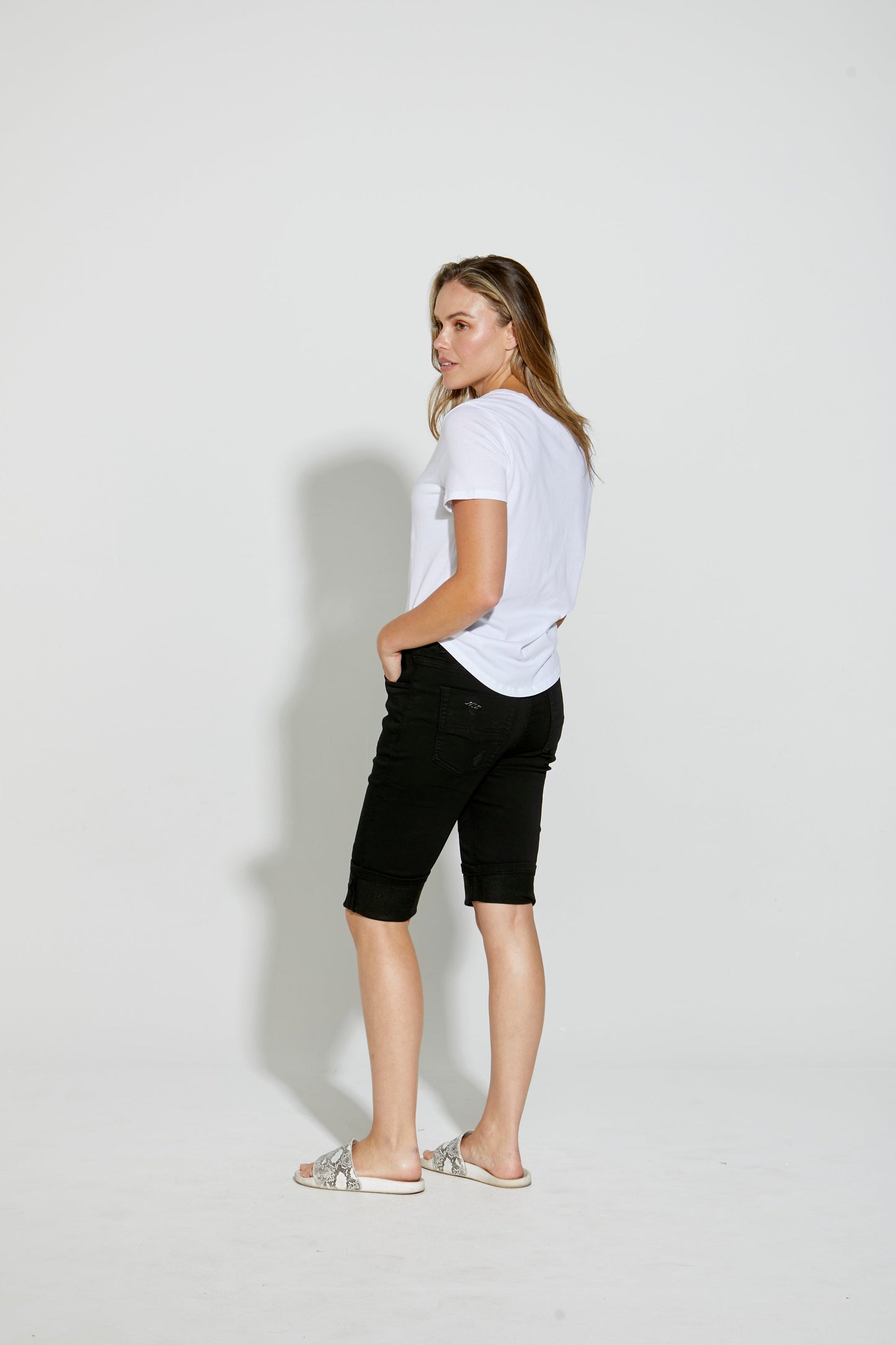 Dundee Short Black