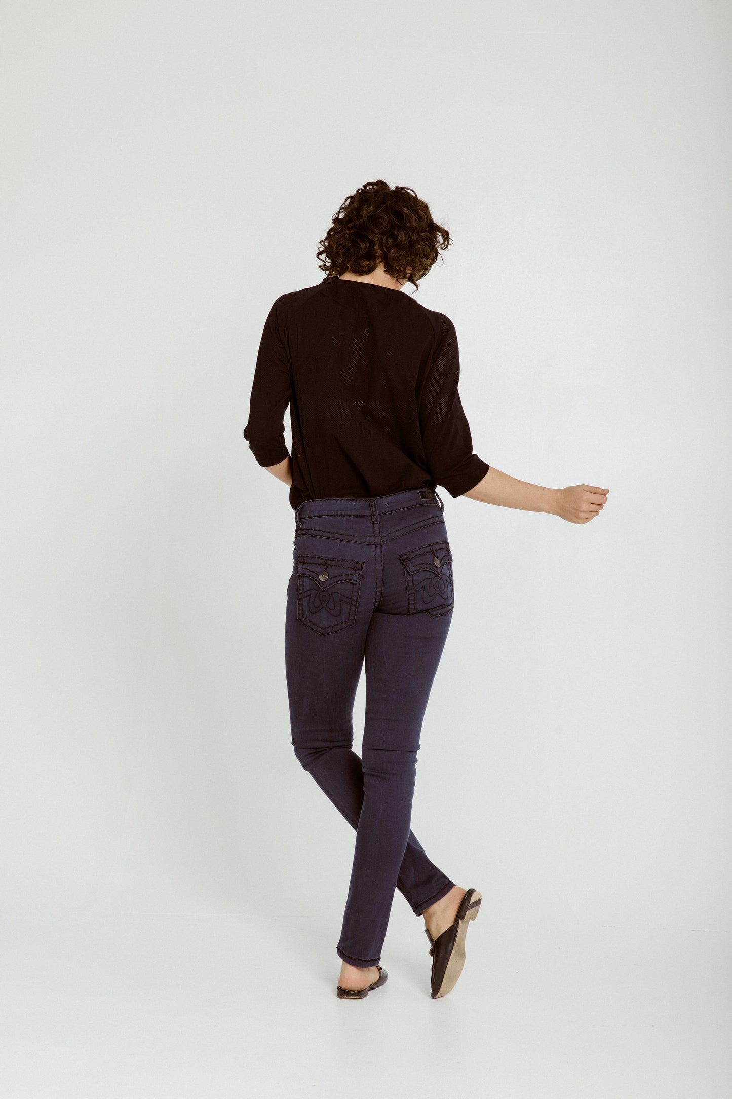 CHEGA Signature Jean
