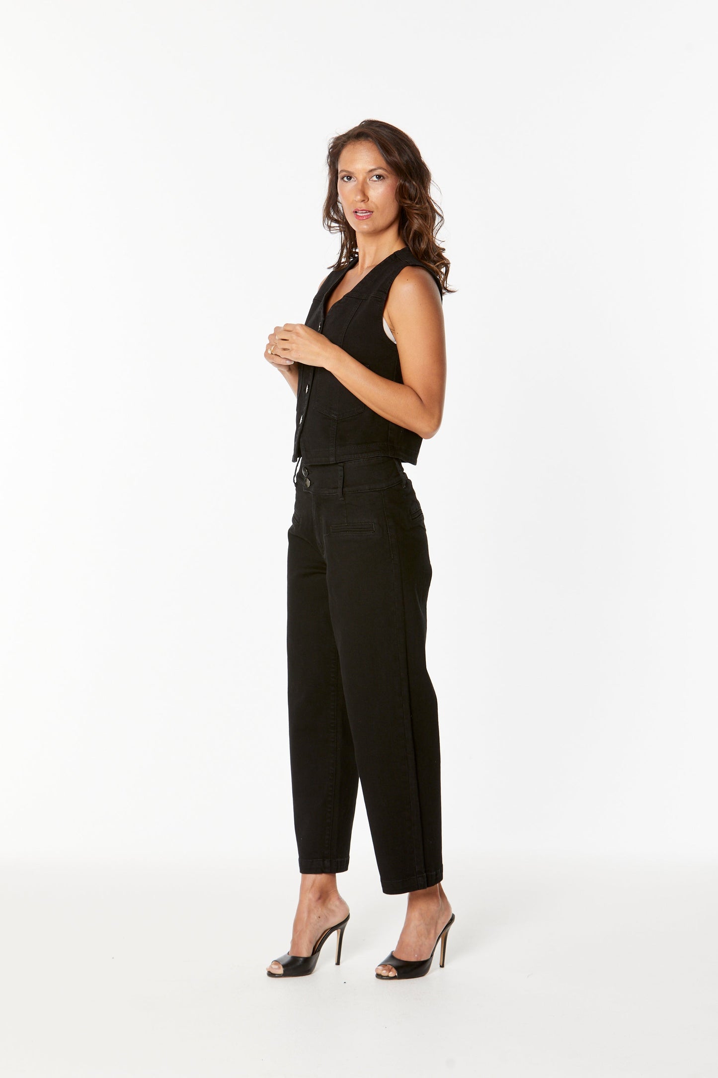 Vigo Black
