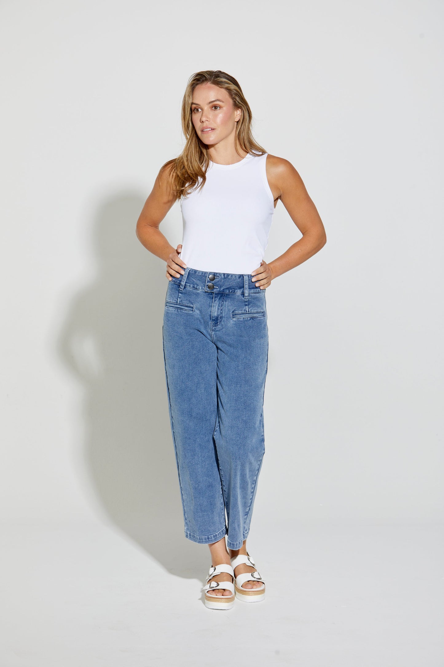 CHRIDE Wide Jeans