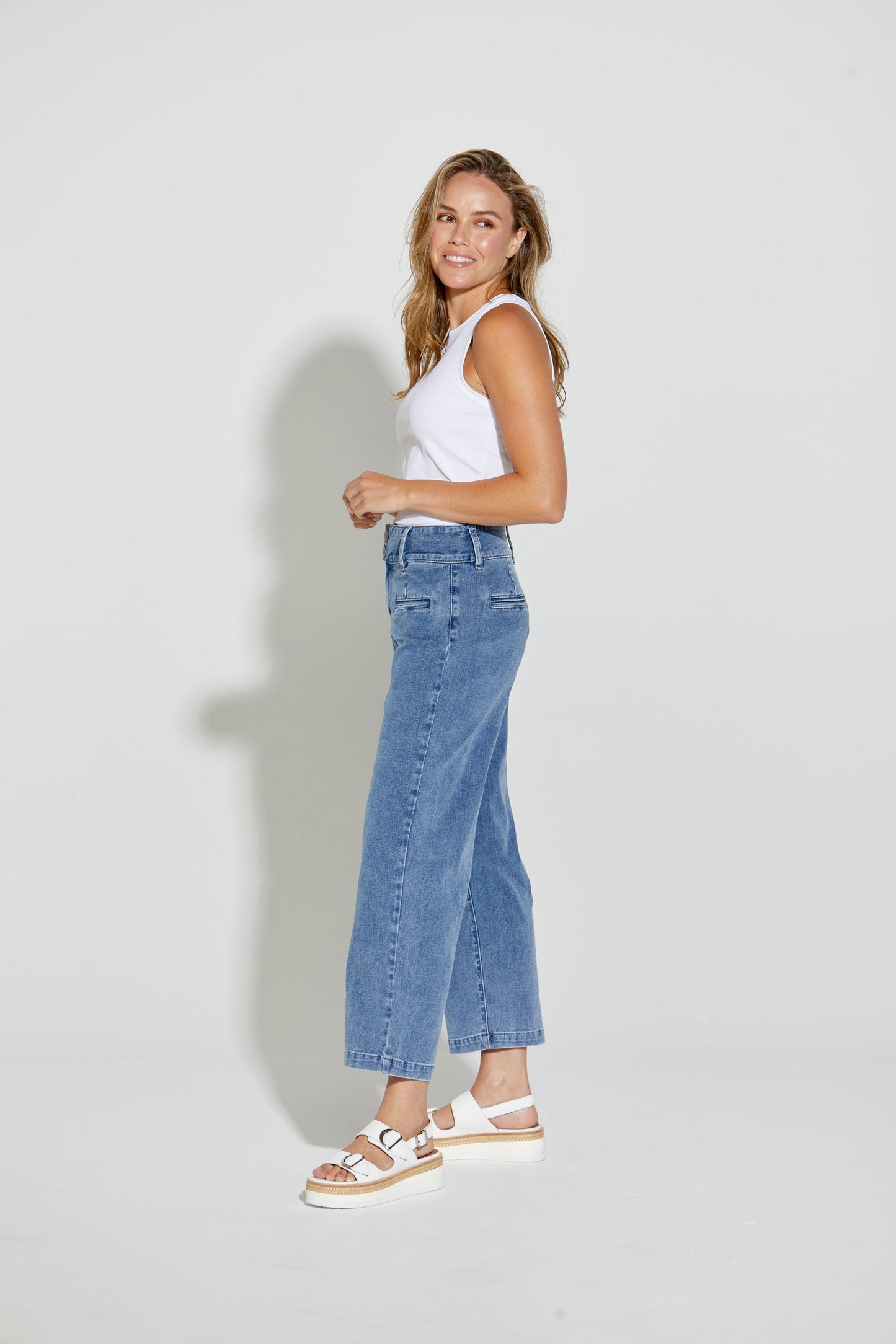 CHRIDE Wide Jeans