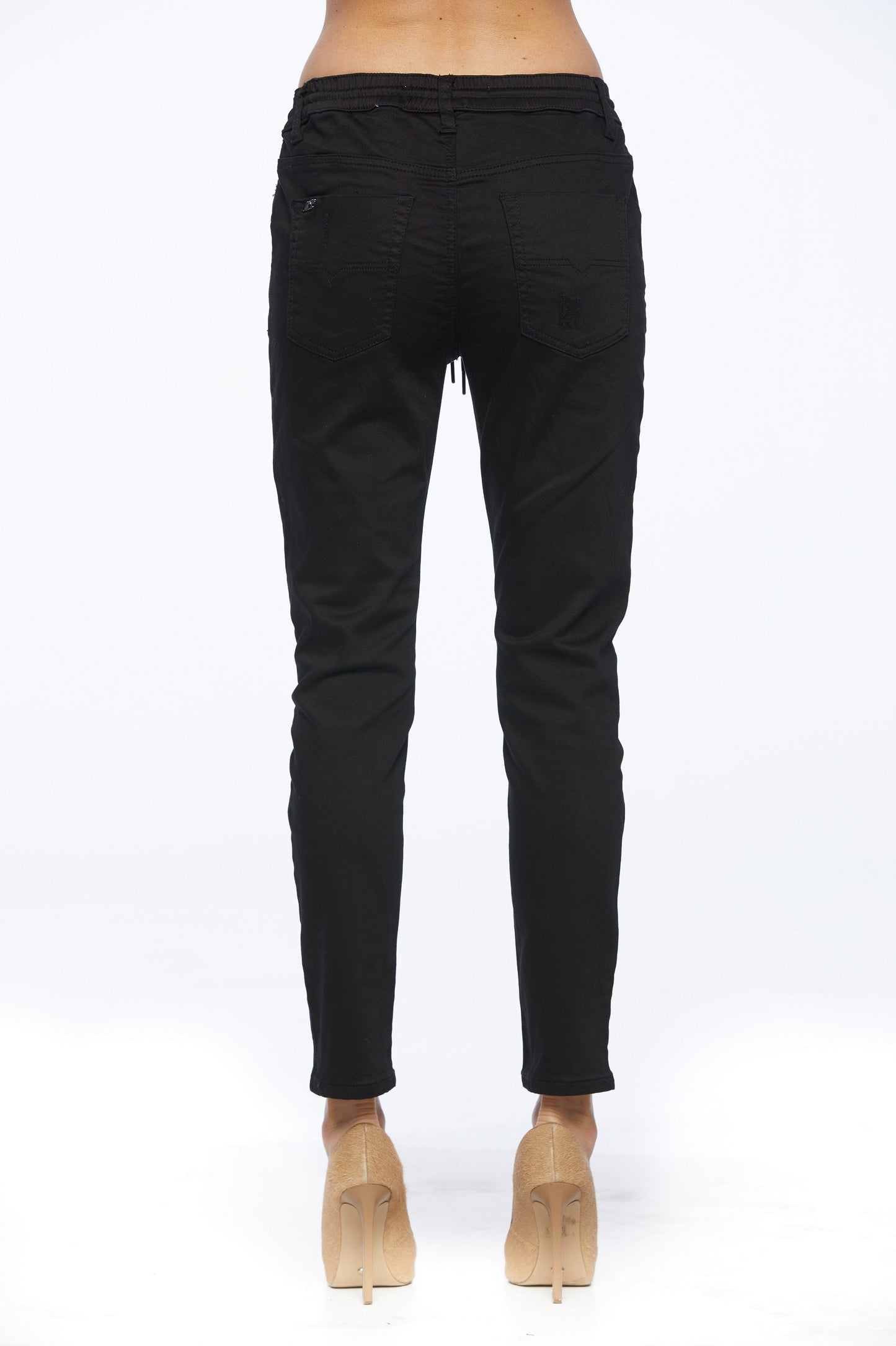 Dundee Black
