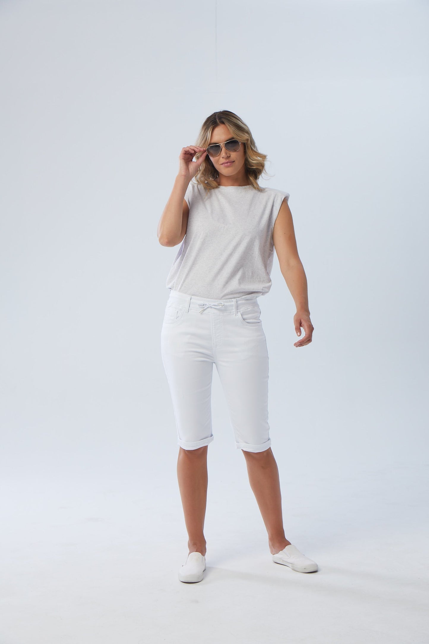 Dundee Short White
