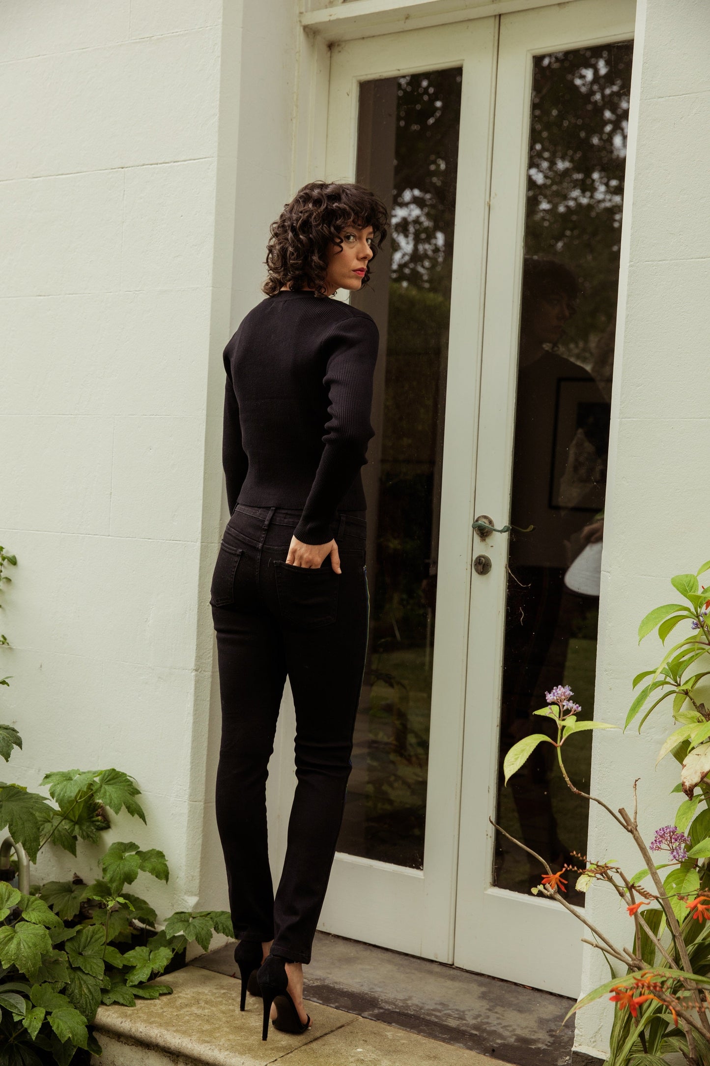Harrow Black