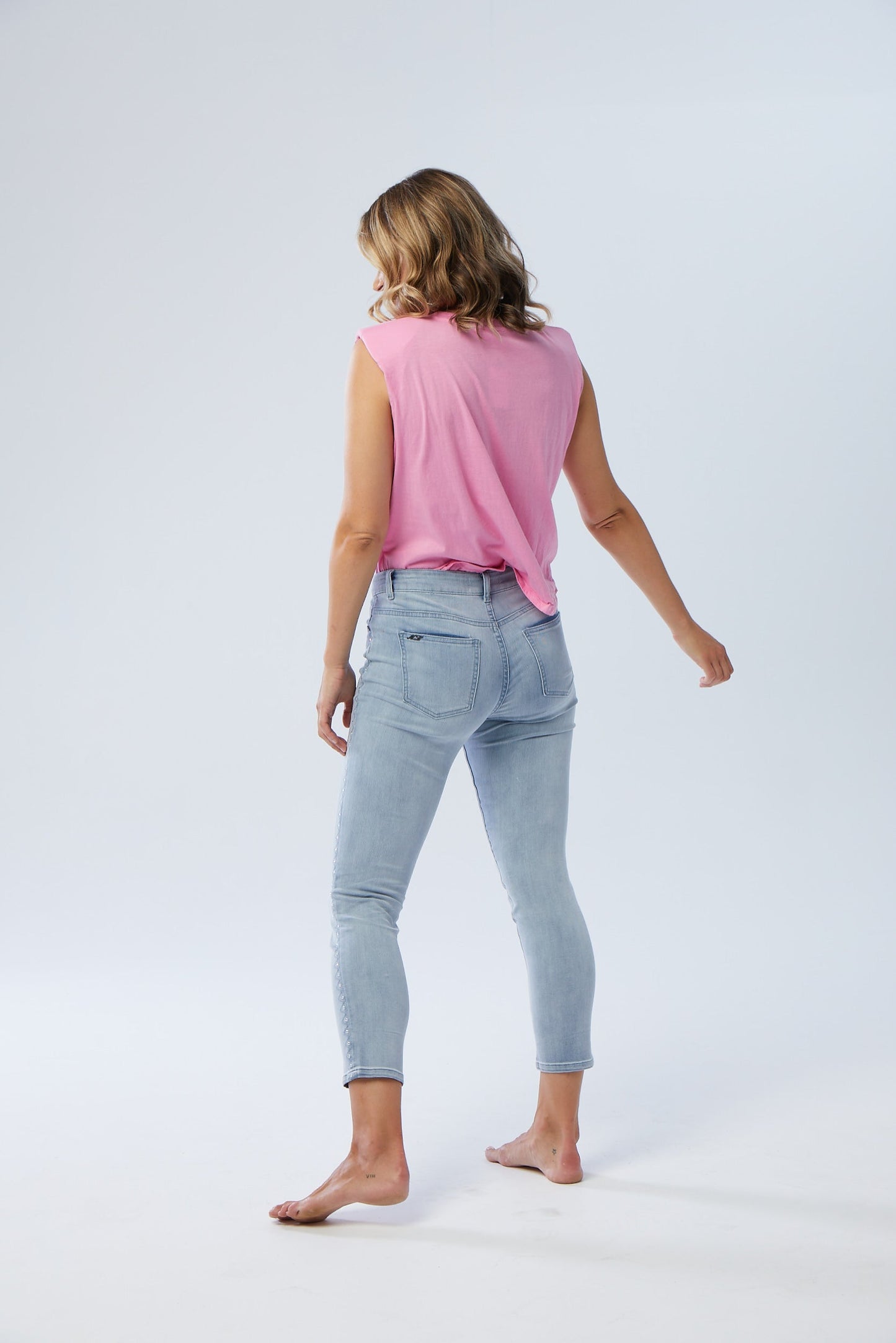Newton T Denim
